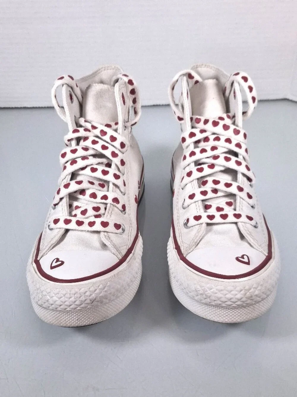 Converse All Star High Top Sneakers Girls Size 3 White Hearts Chuck Taylor Shoes